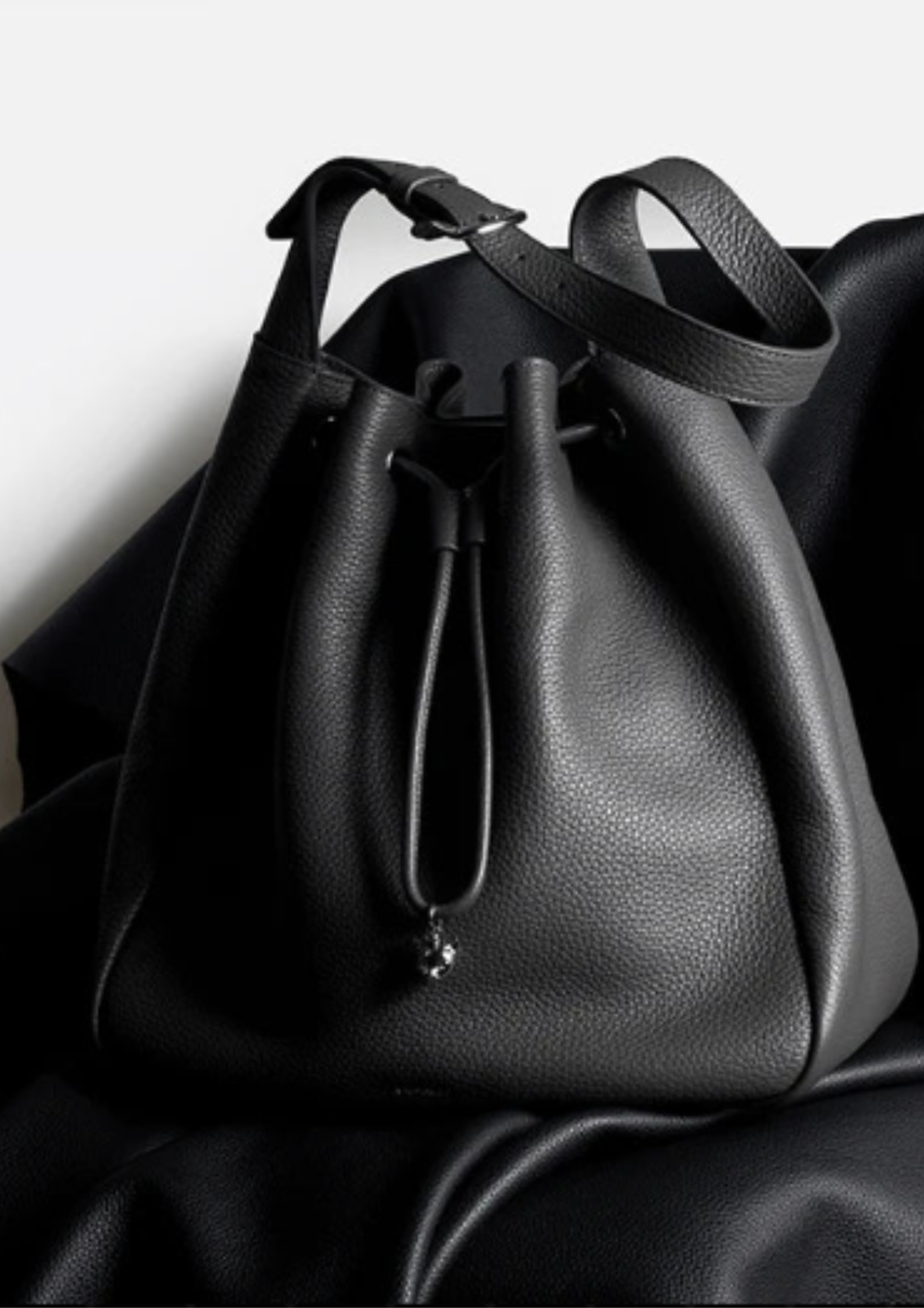Bellamy Drawstring Tote