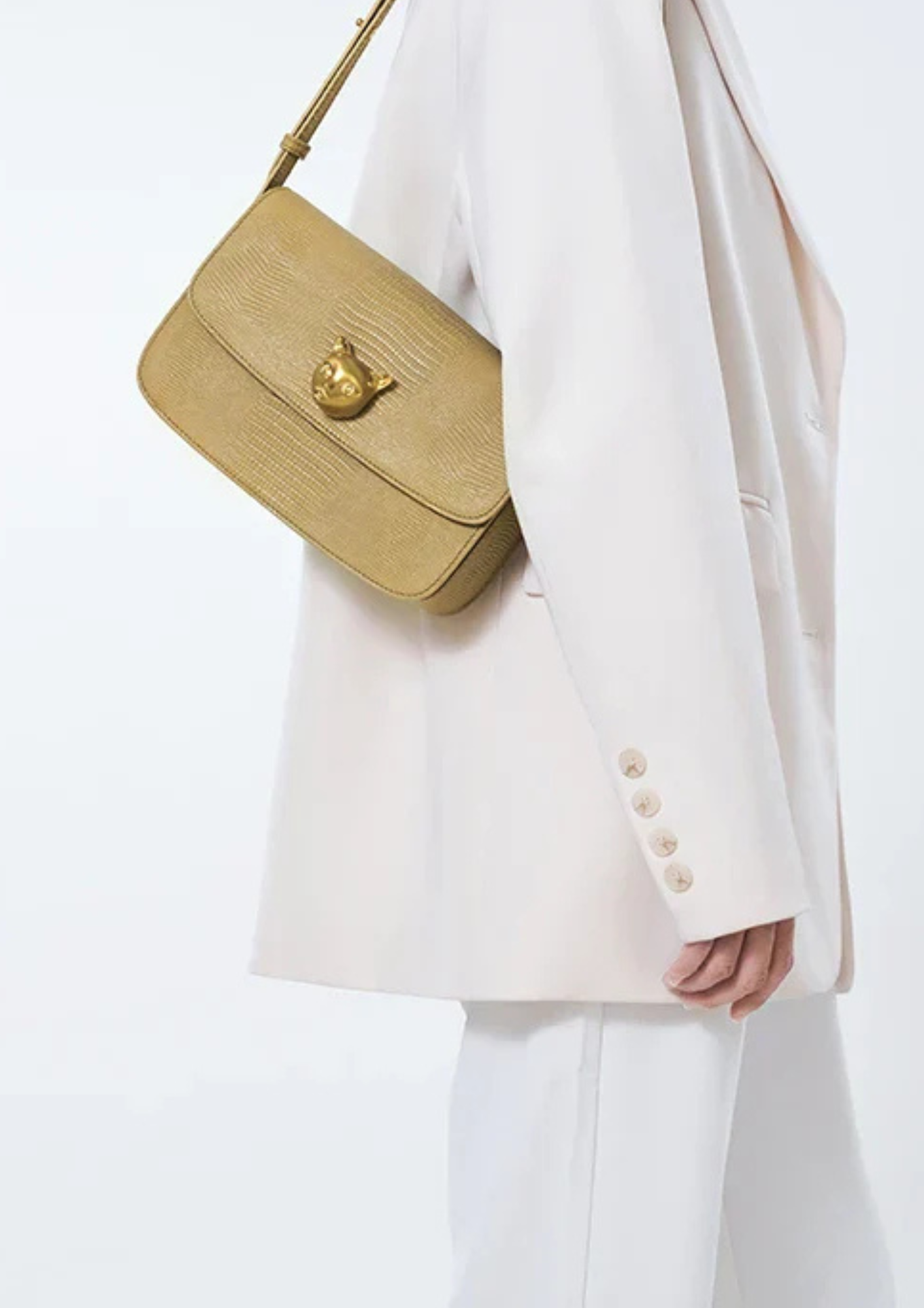 Chérie Petit Cat Clasp Bag