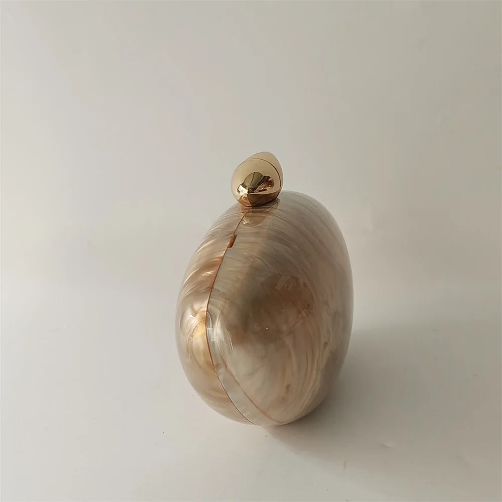 Soraya Shell Clutch - Champagne Resin