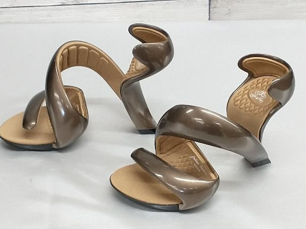 Dune Spiral Heels - Molten Bronze